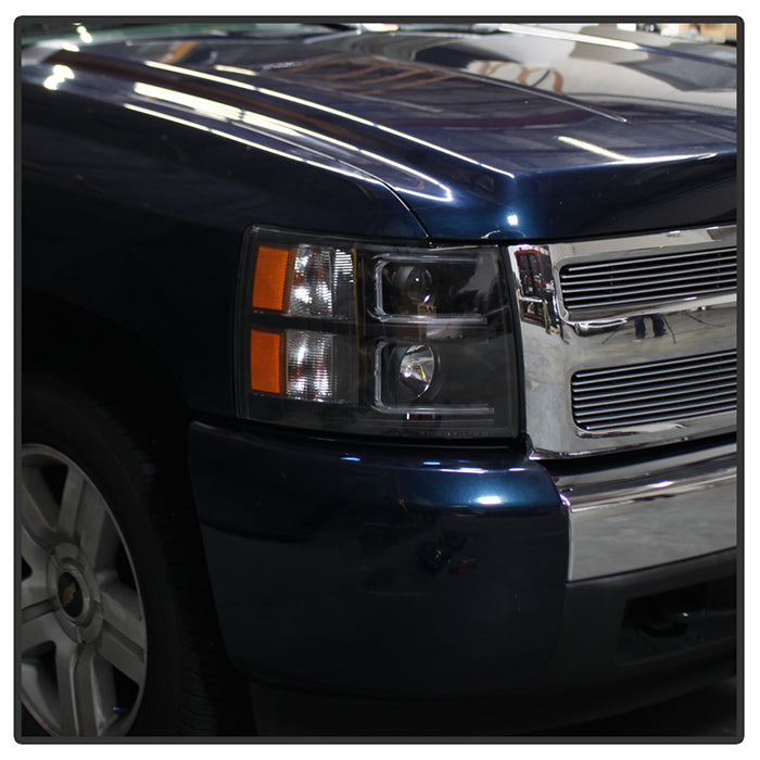 SPYDER Xtune Chevy Silverado 1500/2500/3500 07-13 Projector Headlights Black PRO-JH-CS07-LED-BK 9027796