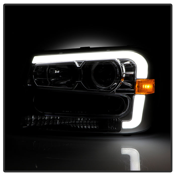 SPYDER xTune 02-09 Chevrolet Trailblazer Projector Headlights Light Bar DRL - Chrome (PRO-JH-CTB02-LBDRL-C) 9050756