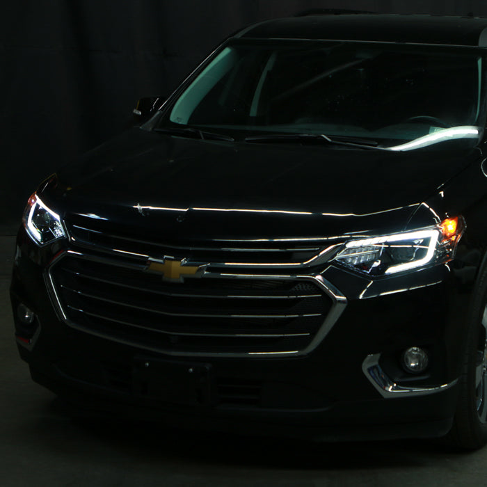 SPYDER Xtune 18-21 Chevrolet Traverse (HID Models) DRL LED Light Bar Projector Headlights - Black Chrome 9052828
