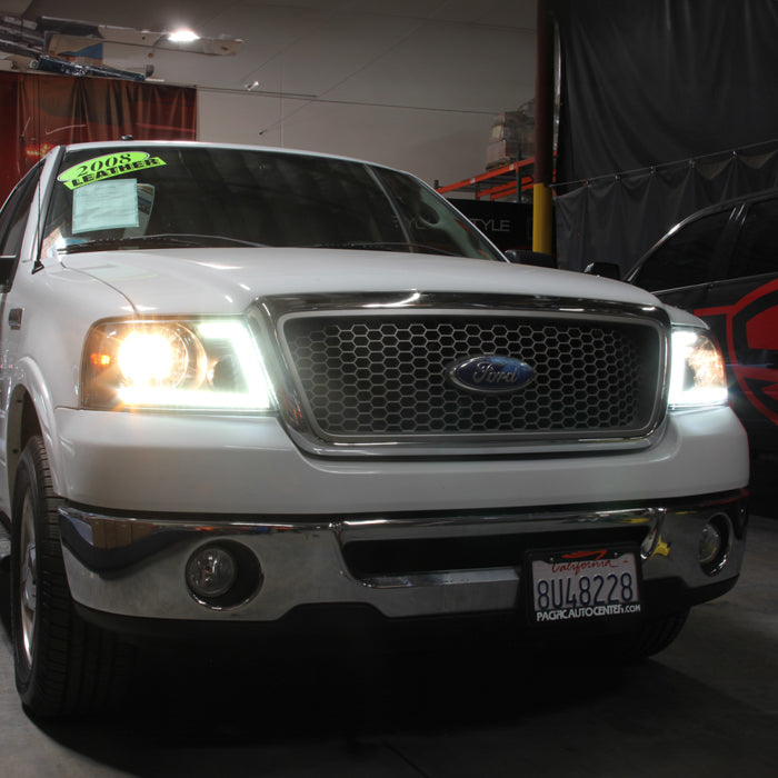 SPYDER xTune 04-08 Ford F150 S/B LED Sig w/DRL Crystal Headlights - Black (PRO-JH-FF15004-LED-SB-BK) 9950216