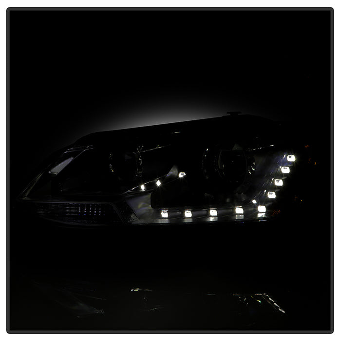 SPYDER xTune Volkswagen Jetta 11-14 DRL Projector Headlights - Black Smoked PRO-JH-VJ11-DRL-BSM 9036682