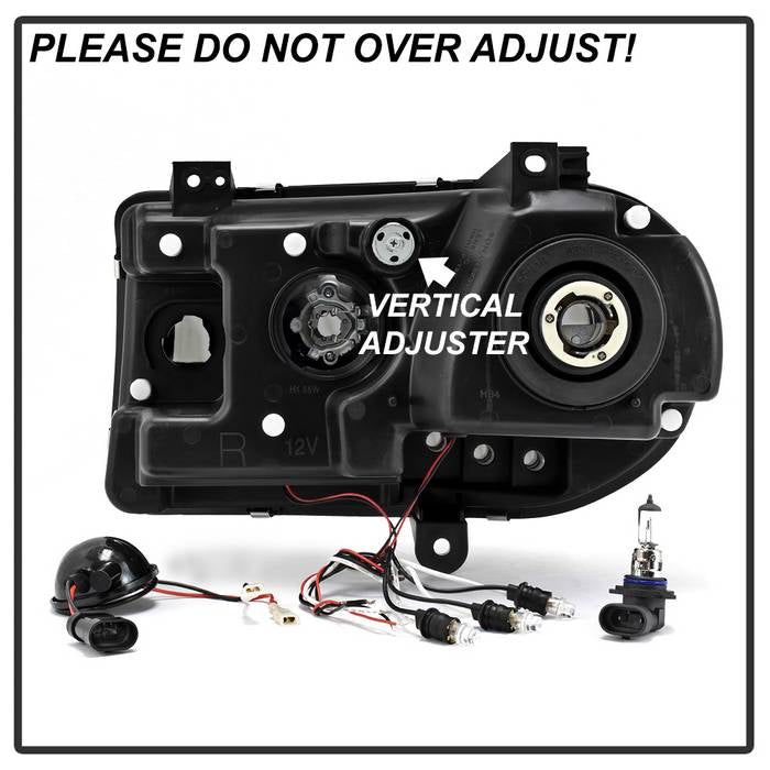 Spyder Chrysler 300C 05-10 Projector Headlights LED Halo LED Smke (Not Included) PRO-YD-C300C-HL-SM 5009159