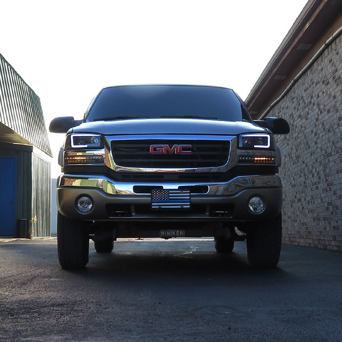 Spyder GMC Sierra 1500/2500/3500 99-06 V2 Projector Headlights - DRL - Black PRO-YD-CDE00V2-LB-BK 5084521