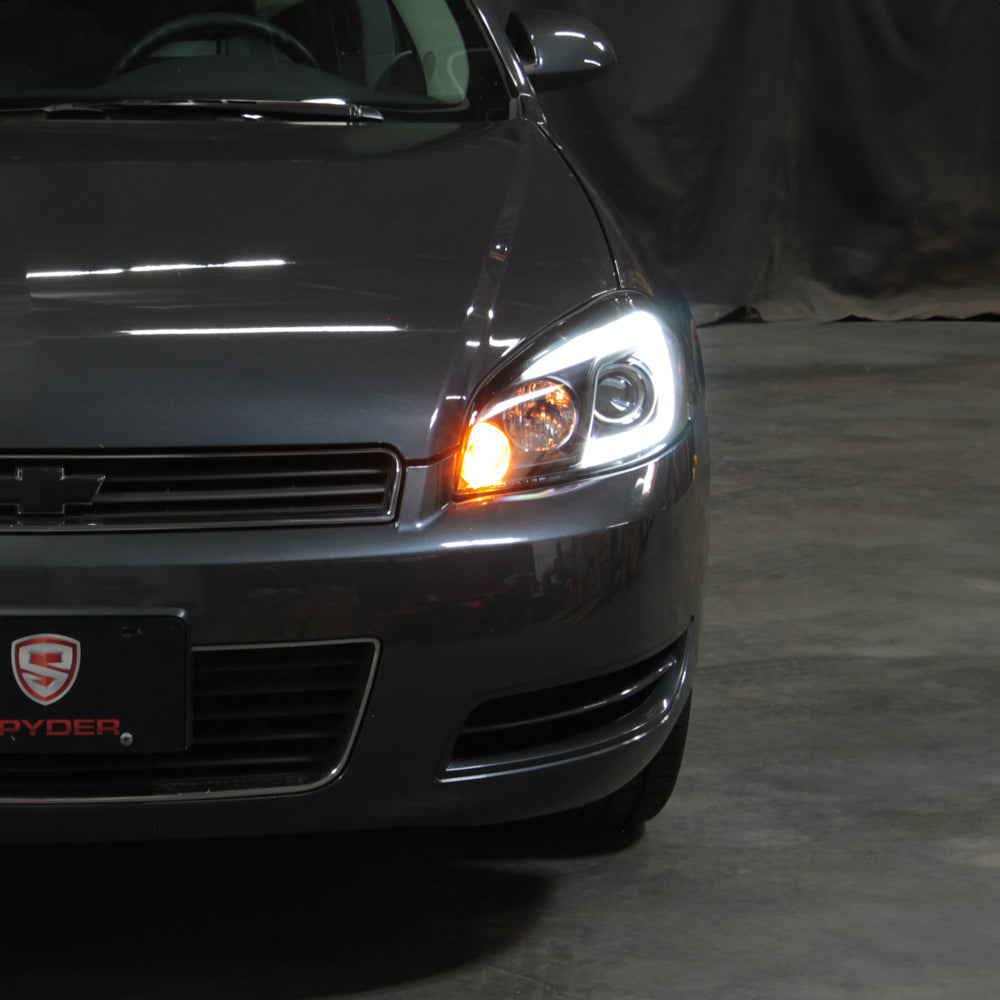 Spyder 06-13 Chevy Impala / 06-07 Chevy Monte Carlo Projector Headlights - Light Bar - Black 5086679