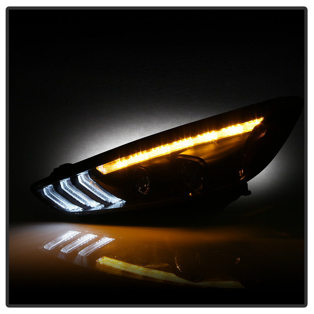 Spyder 15-18 Ford Focus Projector Headlights - Seq Turn Light Bar - Black PRO-YD-FF15-LBSEQ-BK 5086105