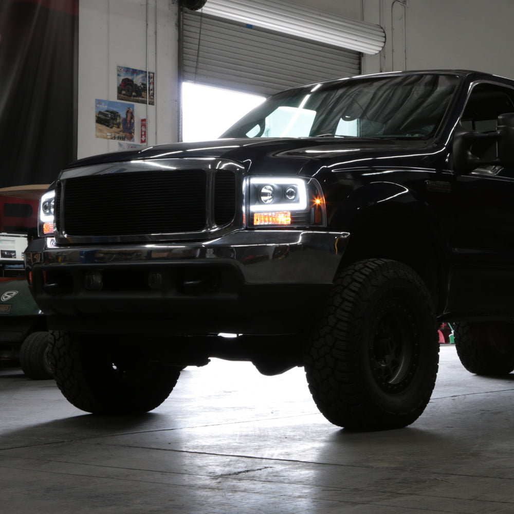 Spyder 99-04 Ford F250 Super Duty Projector Headlights - Light Bar - Black PRO-YD-FF25099V2-LB-BK 5084491