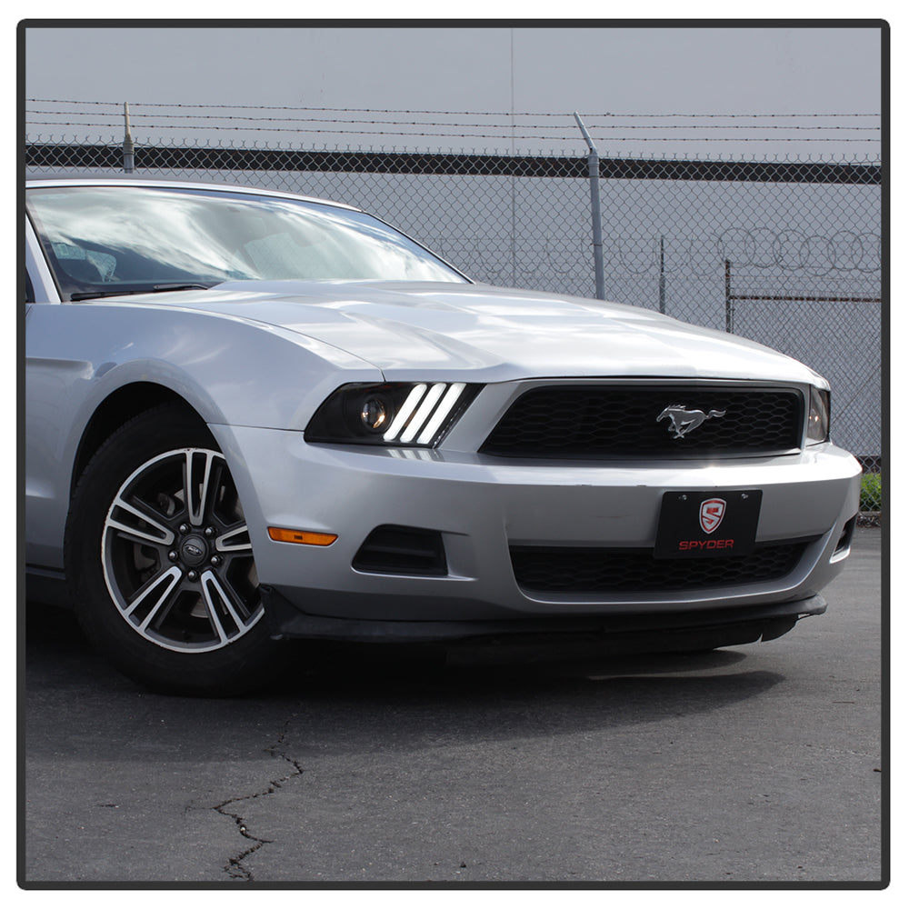 Spyder 10-13 Ford Mustang - Halogen - Projector Headlights - LED Signals -Black (PRO-YD-FM2010V2-BK) 5085429