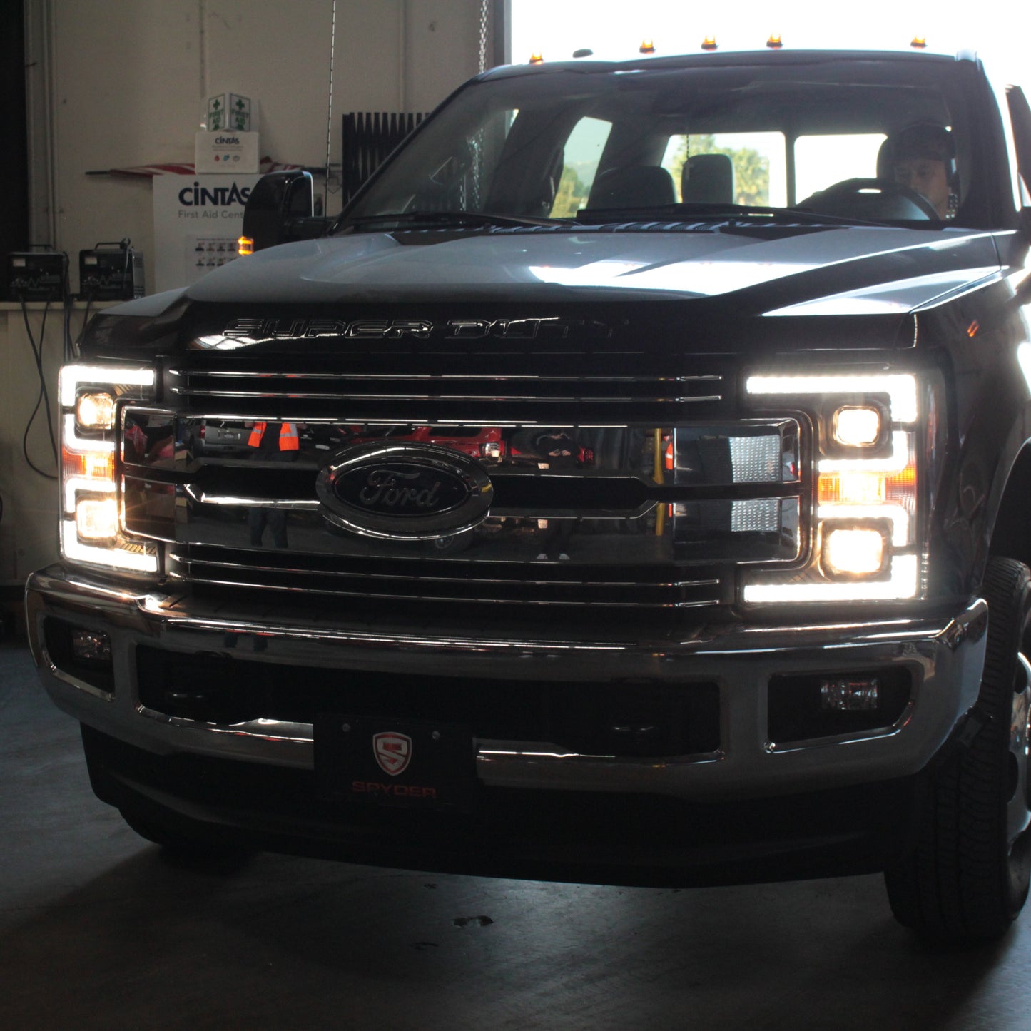 Spyder Ford F-250/F-350/F450 Super Duty 17-18 Projector Headlights Black PRO-YD-FS17-SBSEQ-BK 5086280