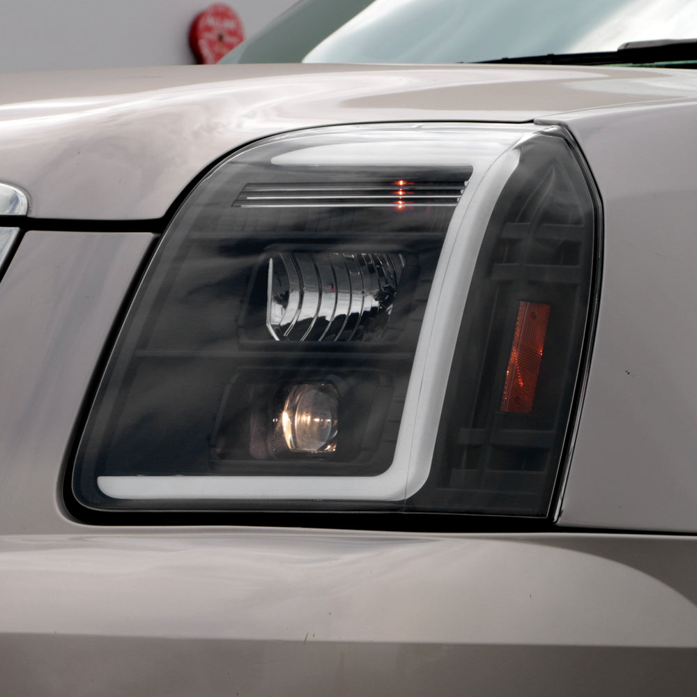 Spyder GMC Yukon 07-14/Denali 07-14 /XL 07-14 V2 Projector Headlights - Black PRO-YD-GY07V2SI-BK 5088260