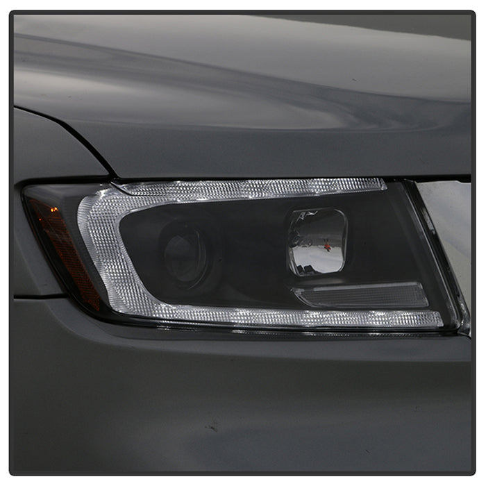 Spyder 11-13 Jeep Grand Cherokee - Light Bar Proj Headlights - Halo Model - Blk - PRO-YD-JGC11-LB-BK 5085795