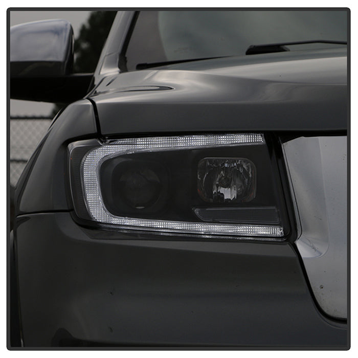 Spyder 11-13 Jeep Grand Cherokee - Light Bar Proj Headlights - Halo Model - Blk - PRO-YD-JGC11-LB-BK 5085795
