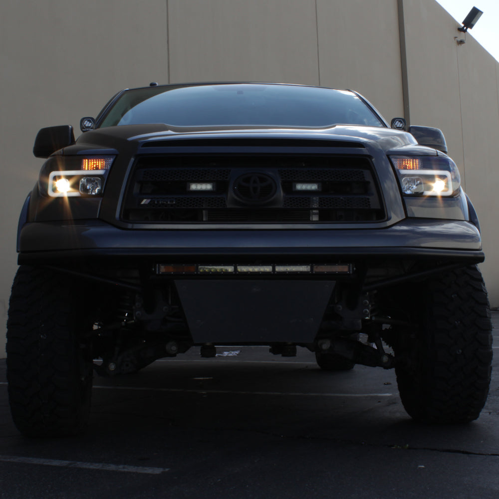 Spyder 08-13 Toyota Sequoia Projector Headlights - Light Bar DRL - Black PRO-YD-TTU07V2-LB-BK 5085344