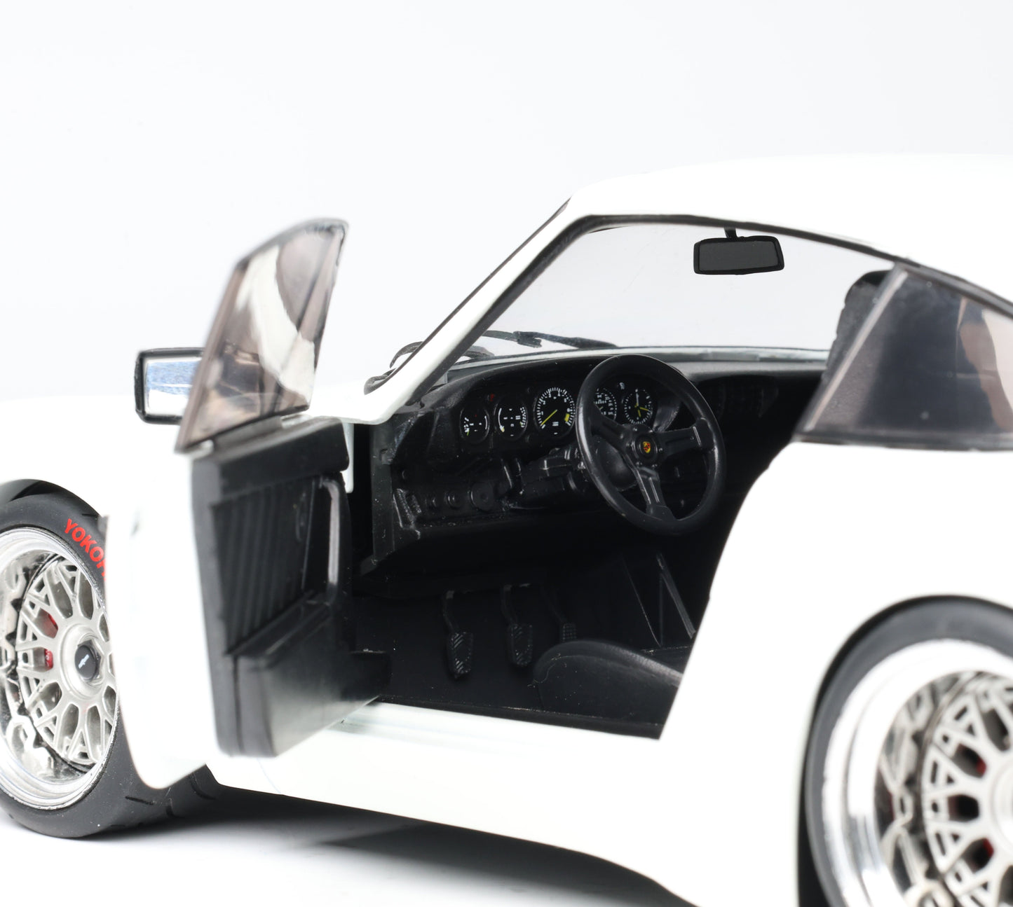 Solido 2026 Porsche 911 KS-R Khyzyl Saleem White 1:18