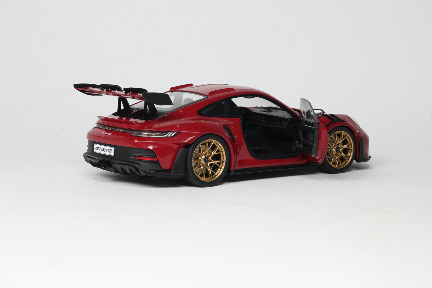 Solido 2024 Porsche 911 992 GT3 RS #26 Christmas Edition 2026 1:18