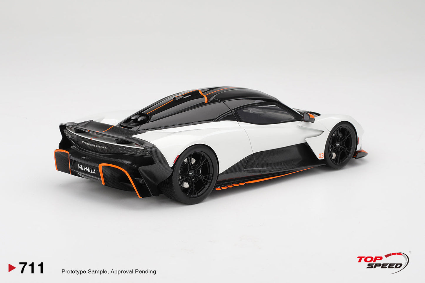 Topspeed Aston Martin Valhalla Lunar White 1:18