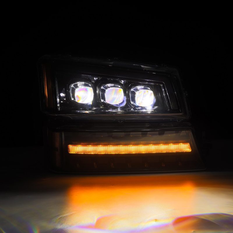 AlphaRex 03-06 Chevy Silverado 1500/2500HD/3500HD/Avalanche Alpha-Black NOVA LED Proj Headlights 880254 *Discontinued