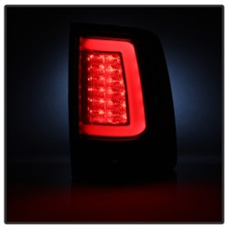 Spyder 13-14 Dodge Ram 1500 LED Tail Lights - Red Clear ALT-YD-DRAM13V2-LED-RC 5084071