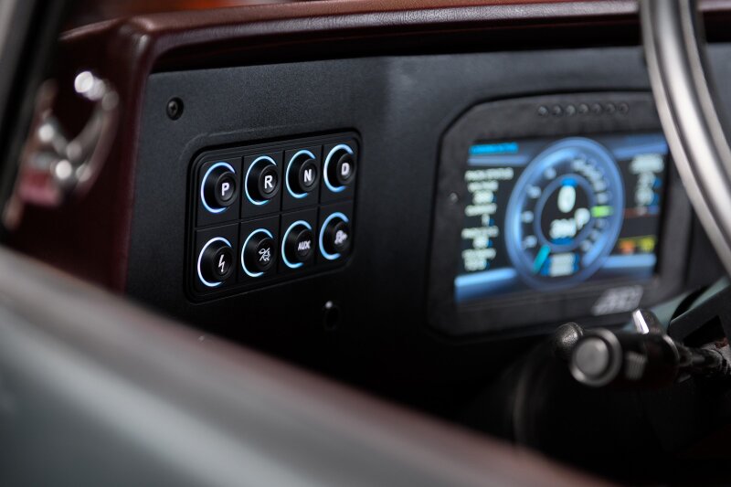 AEM EV 8 Button Keypad CAN Based Programmable Backlighting 30-8400