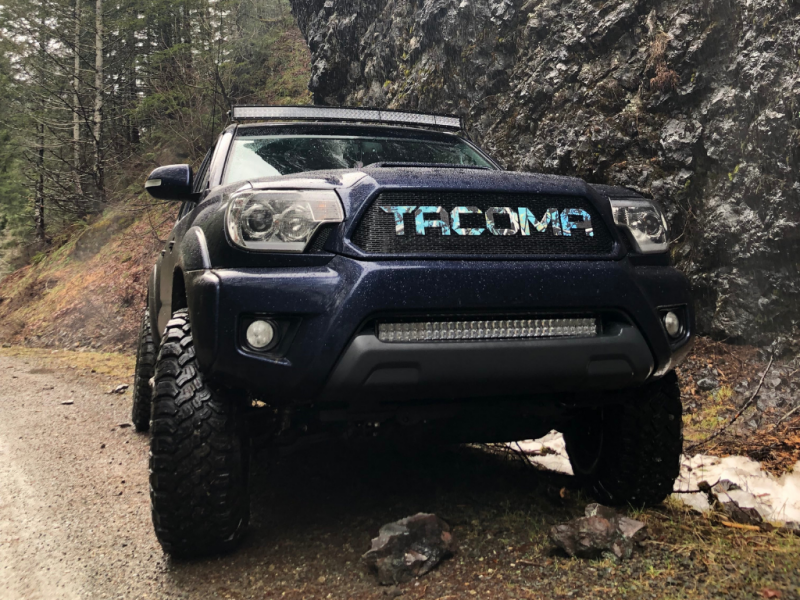 Cali Raised LED Cali Raised 05-15 Toyota Tacoma 32In Lower Bumper Flush Led Bar Kit - Combo Amber Backlight - Tall CR2452