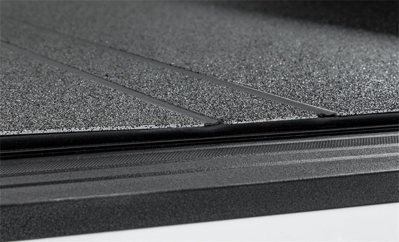 Access LOMAX Stance Hard Cover 17+ Nissan Titan 5ft 6in Box (w/ or w/o utili-track) Black Urethane G3030019