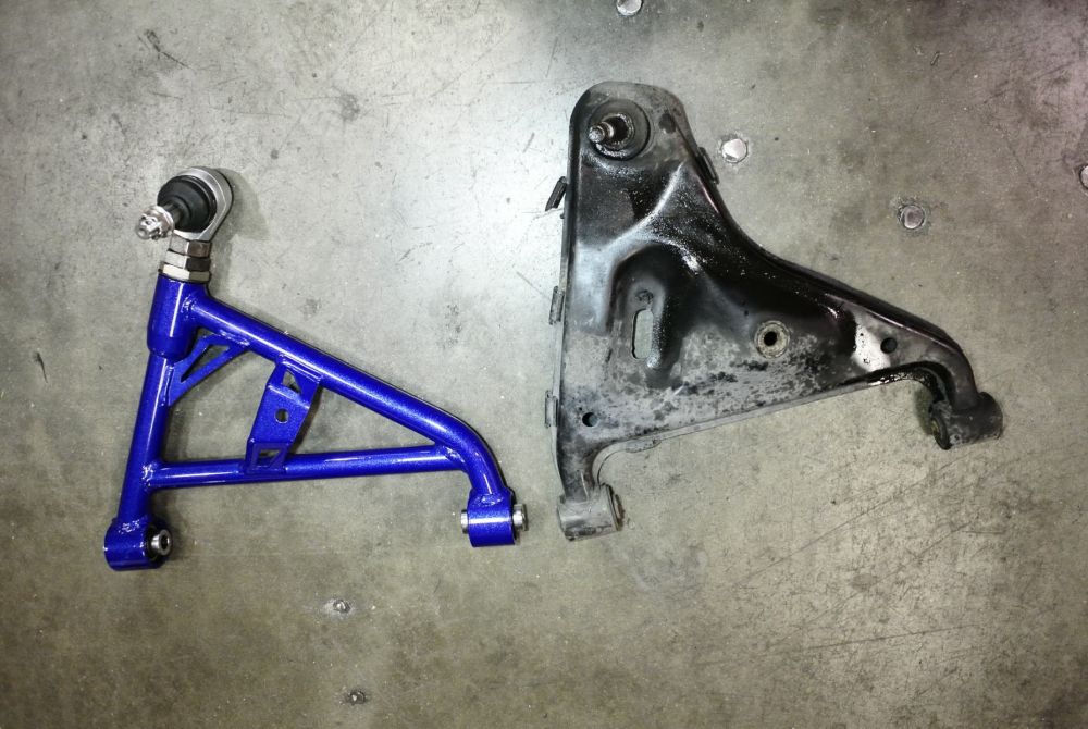 Megan Racing Rear Lower Control Arm for Nissan 300ZX 1990-1996 Z32 Spherical Bushings Adjustable Sway Bar End Links - MRS-NS-1720-02-II
