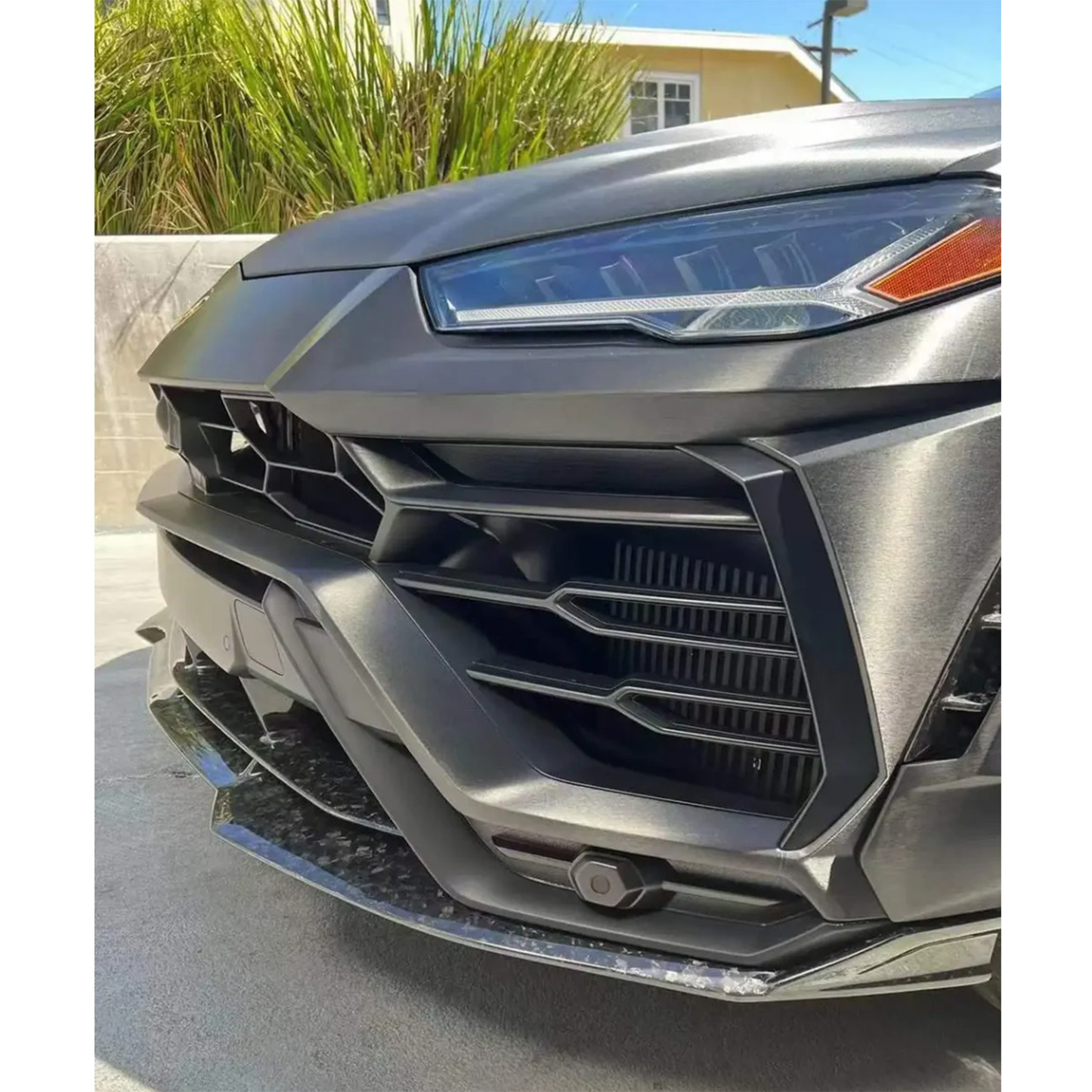 1016 Style Full Dry Carbon Fiber Aero Kit for Lamborghini Urus